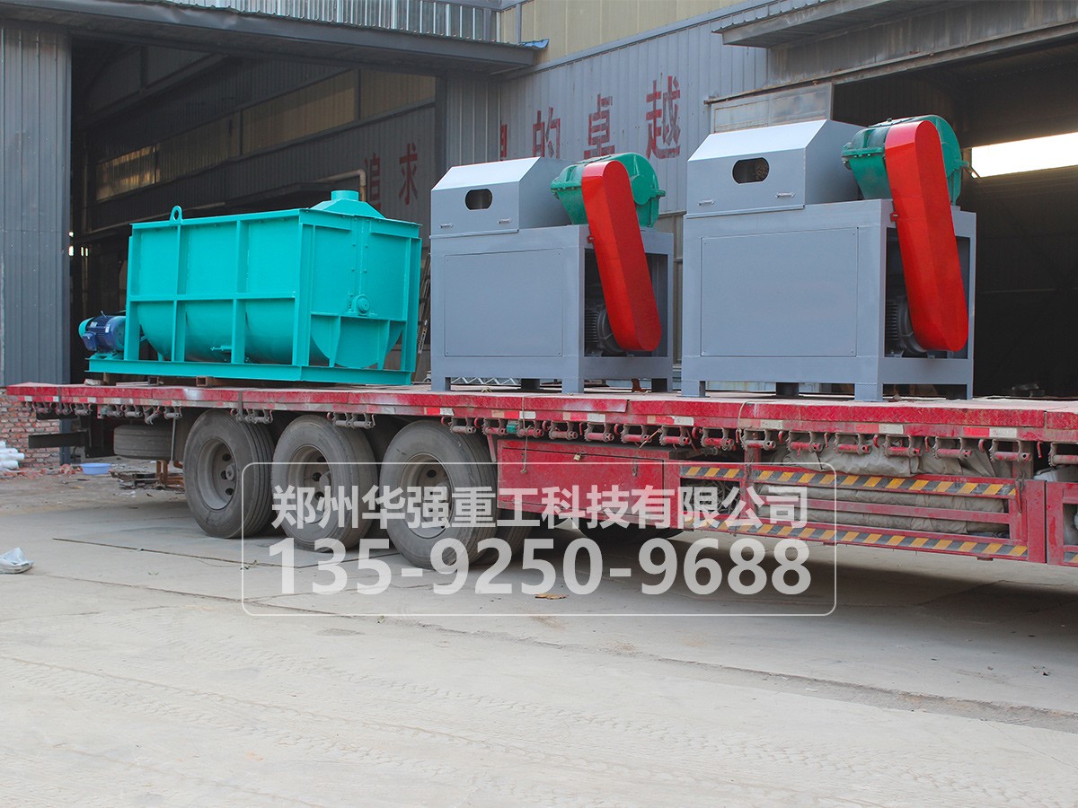 對輥擠壓造粒機(jī)工作原理